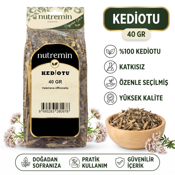 Nutremin Kediotu 40 gr, paket, özellik simgeleri ve ürün dolu ahşap kase